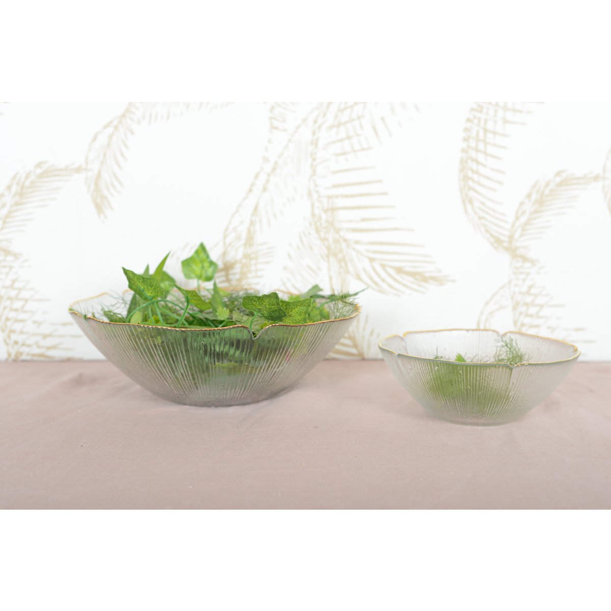 Glass floral cup with gold edge 16cm