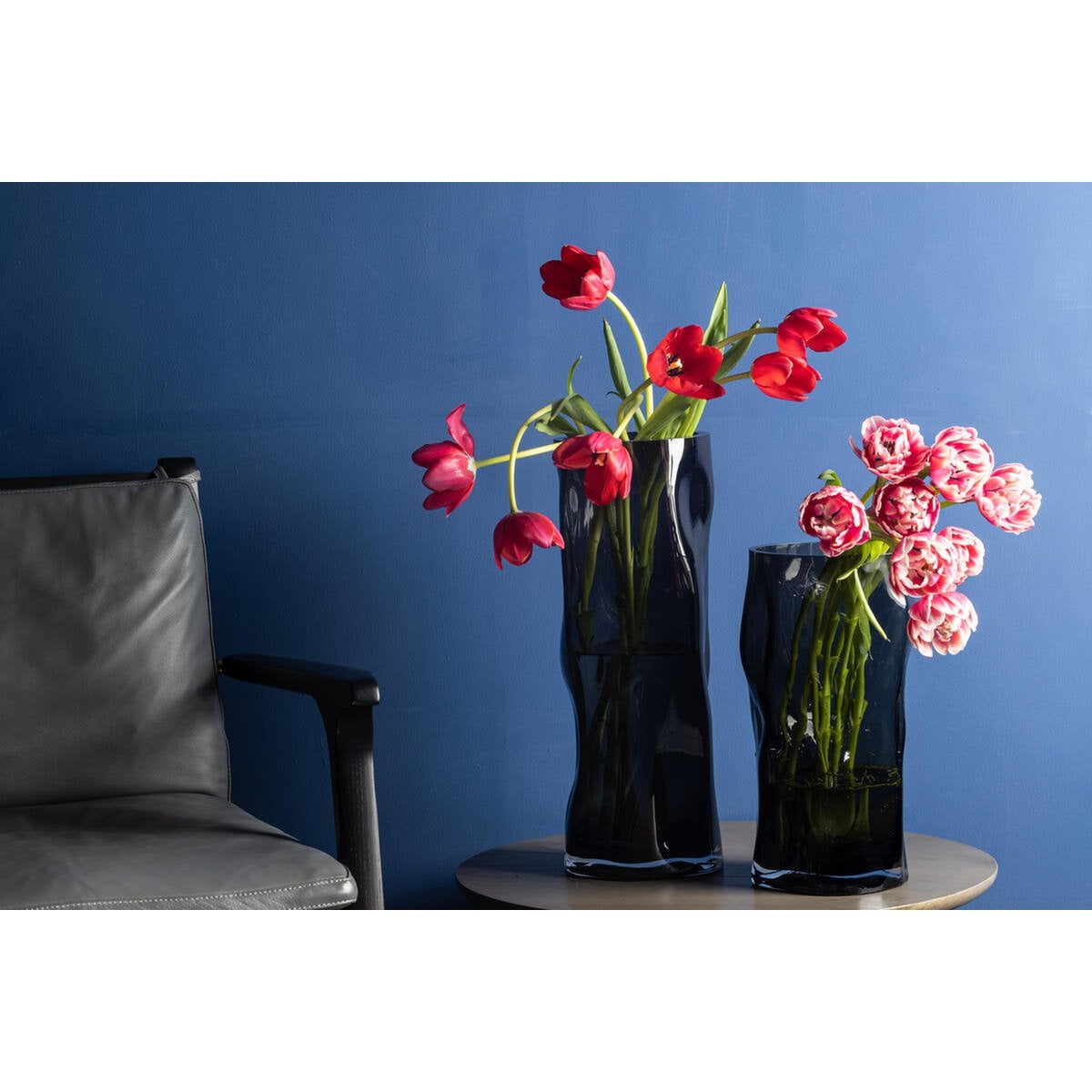 Tall cylindrical vase 9mm thick glass, irregular form, like black wood. ABU40GR