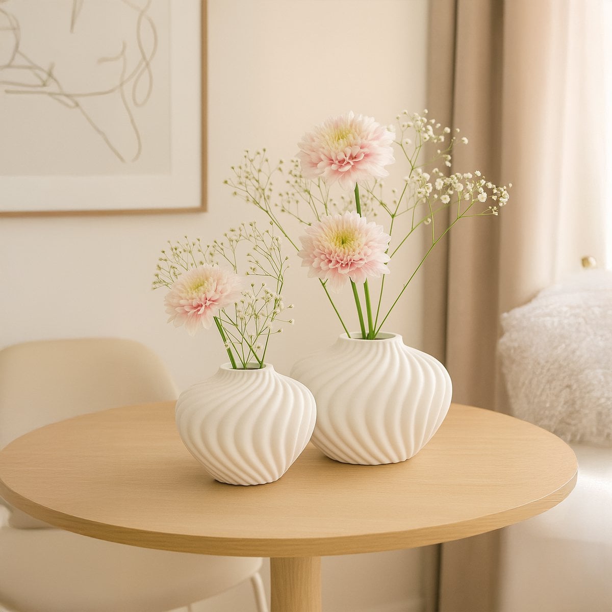 Round white vase whipped cream in polyresine 34.5x34.5x25.5cm