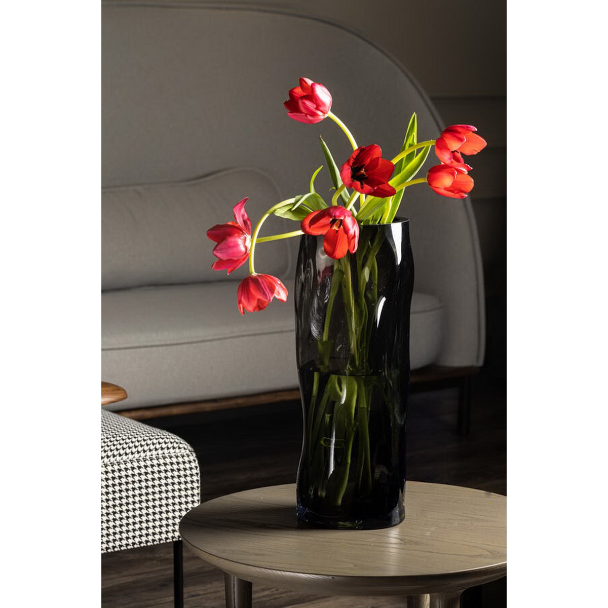 Tall cylindrical vase 9mm thick glass, irregular form, like black wood. ABU40GR