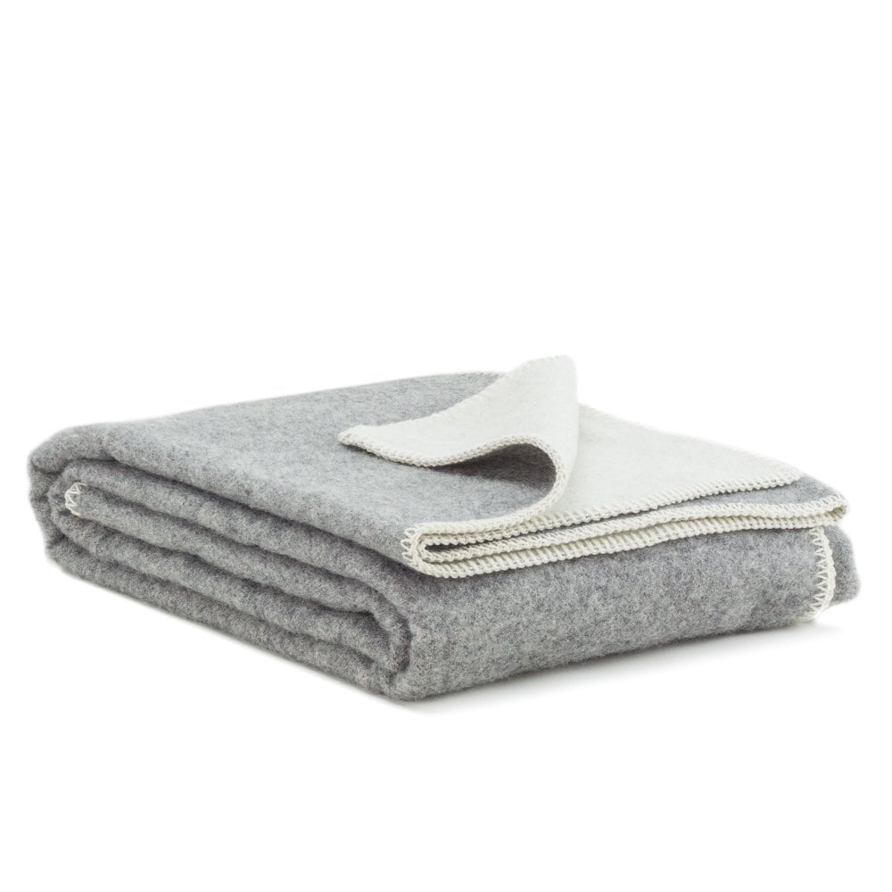 Wool bed runner WILD DOVE - 130 x 250 cm