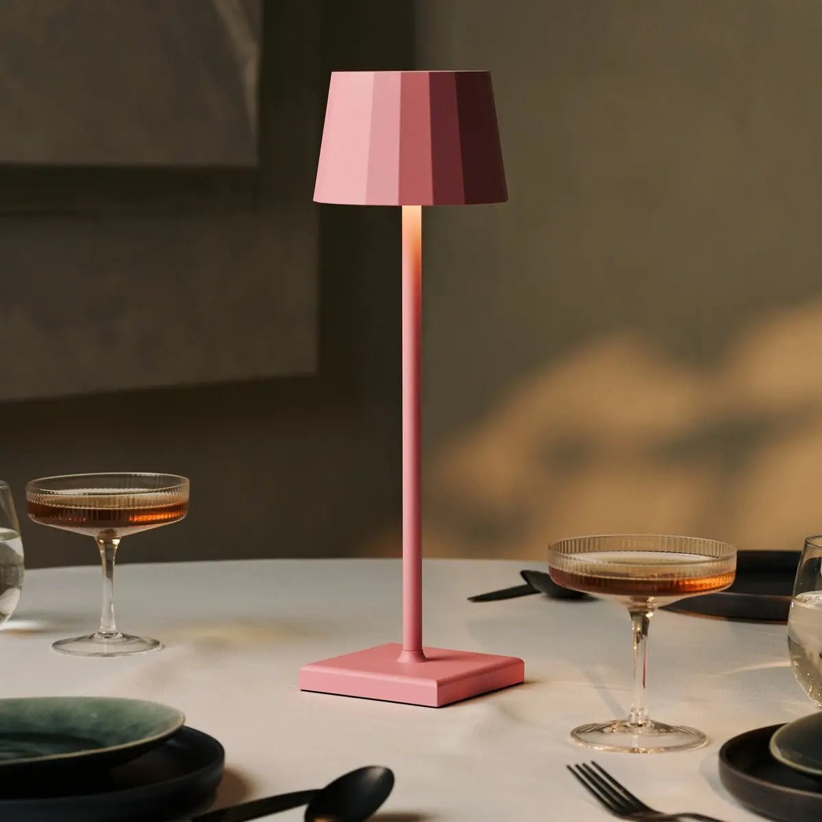 Wouter Flamingo Pink Rechargeable Table Lamp