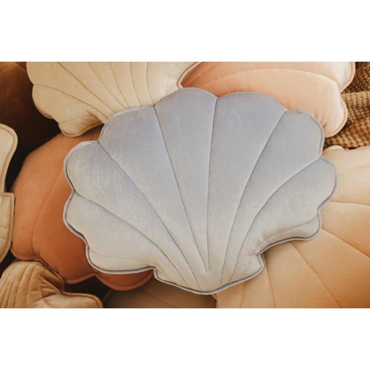 “Blue Pearl” Velvet Shell Pillow