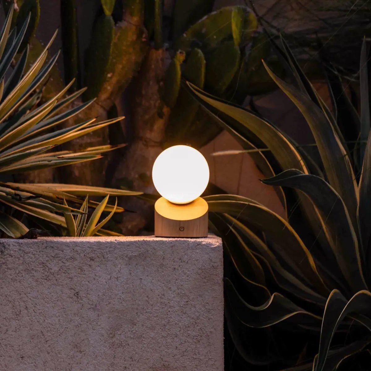 Morris Light Brown Rechargeable Lamp