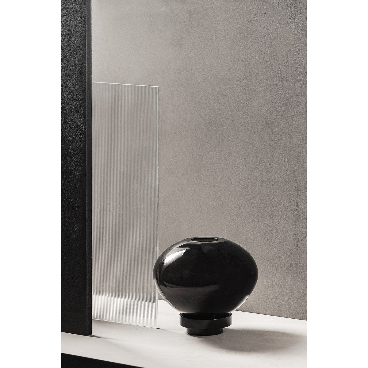 Vase ball shape innovative design, black glass, RUD00_Luxury Edition