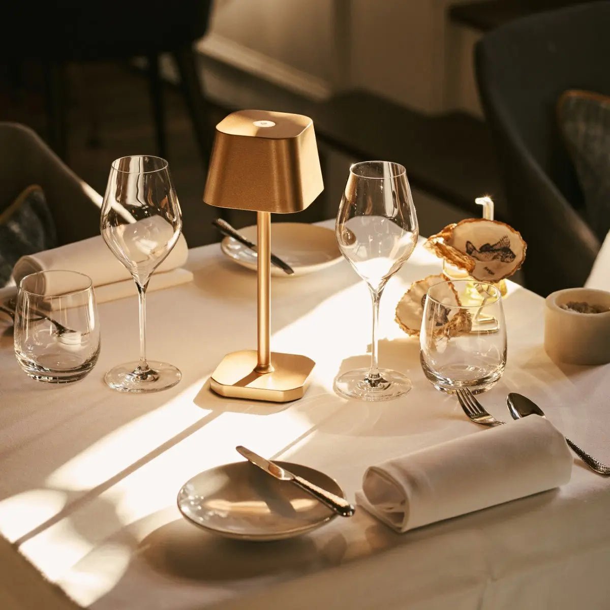 Ava Gold Rechargeable Table Lamp
