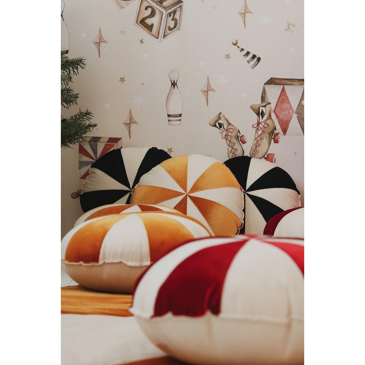 “Gold Candy” Patchwork Pillow