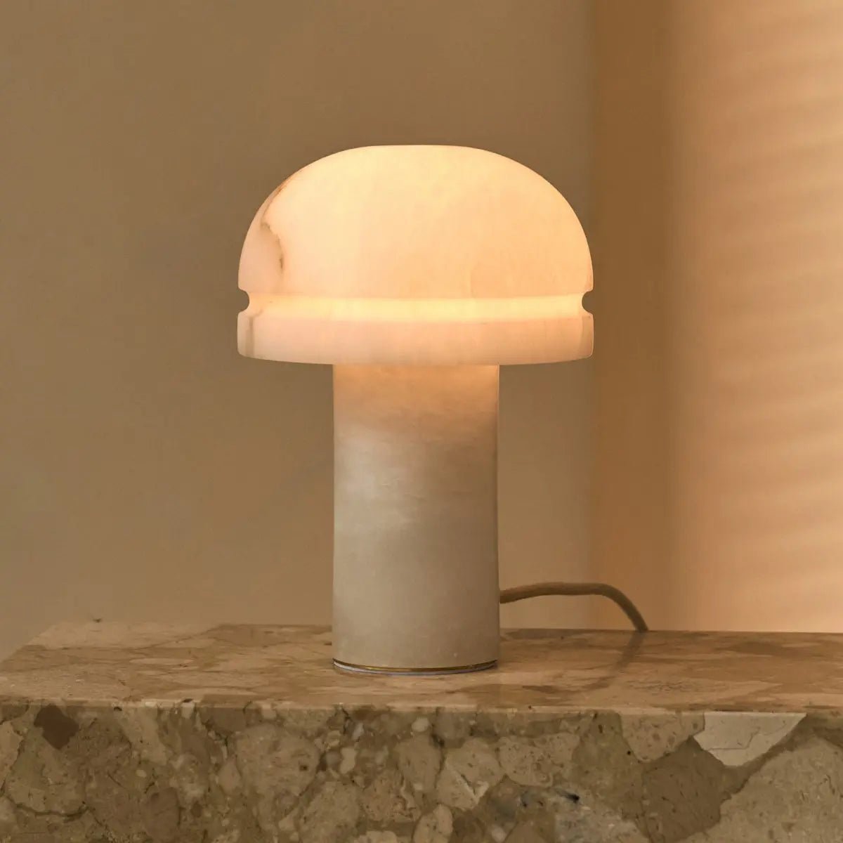 Leonardo Alabaster Lamp