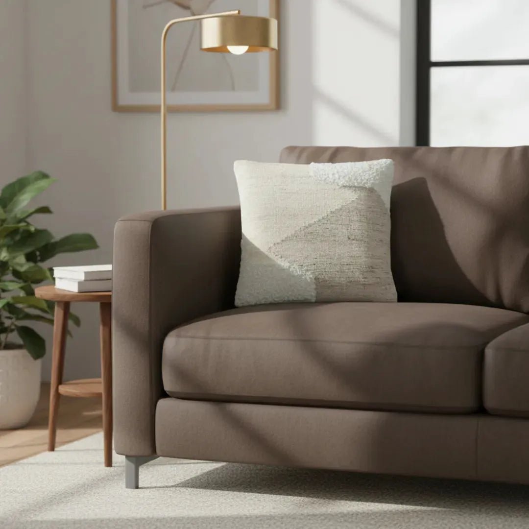 Urbane Hide – Beige Crème Kuddfodral i Ullmix, 45×45cm
