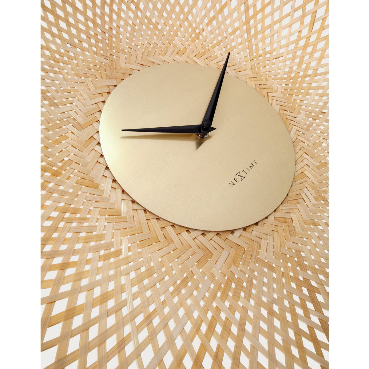 Väggklocka 60cm-Tyst-Brun/Svart-Bambu-NeXtime 'Vortex'