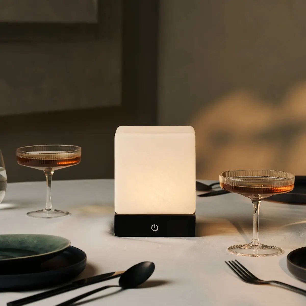 Yce Black Cordless Wooden Lamp