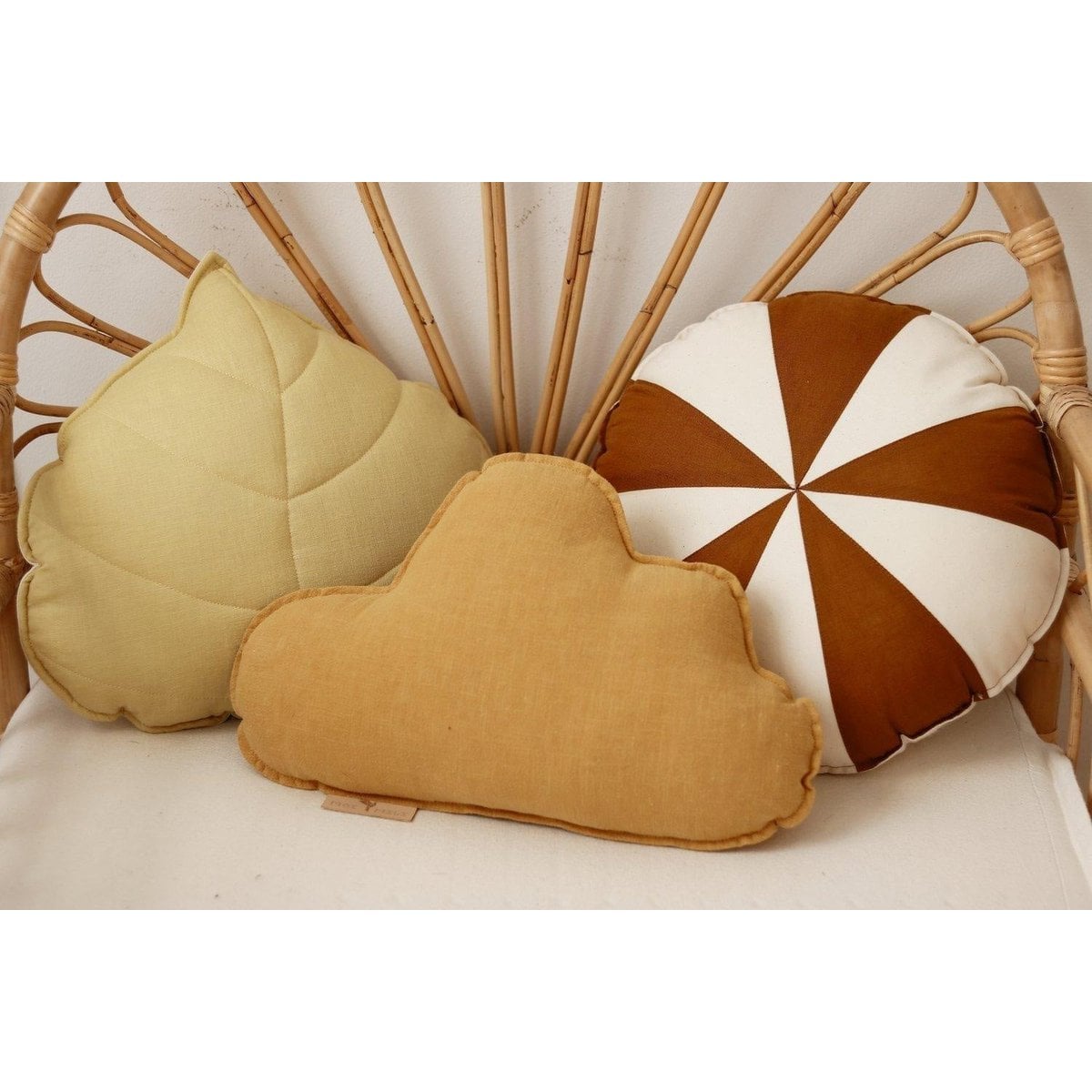“Mango” Linen Cloud Pillow