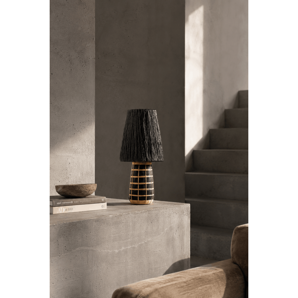 The Naxos Table Lamp - Black Natural