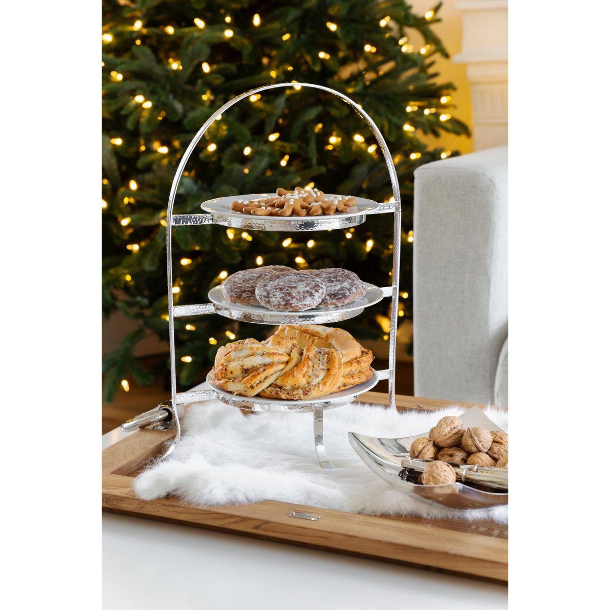 Sina plate rack (height 42 cm), hammered, heavy silver-plated, for 3 plates Ø 20 to 28 cm
