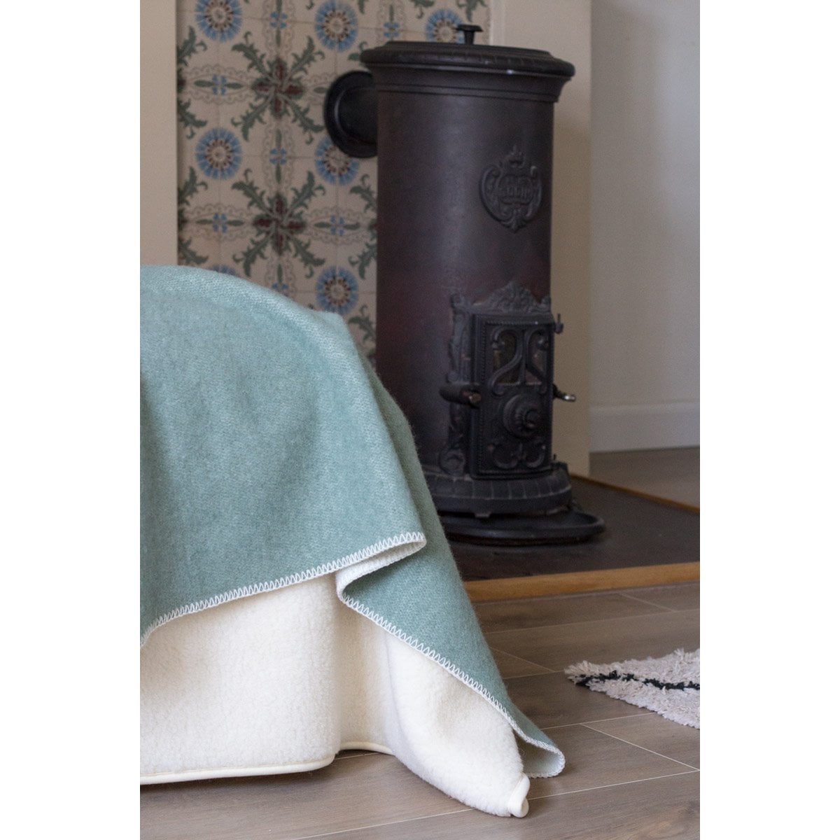 Wool bed runner COOL MINT - 130 x 250 cm