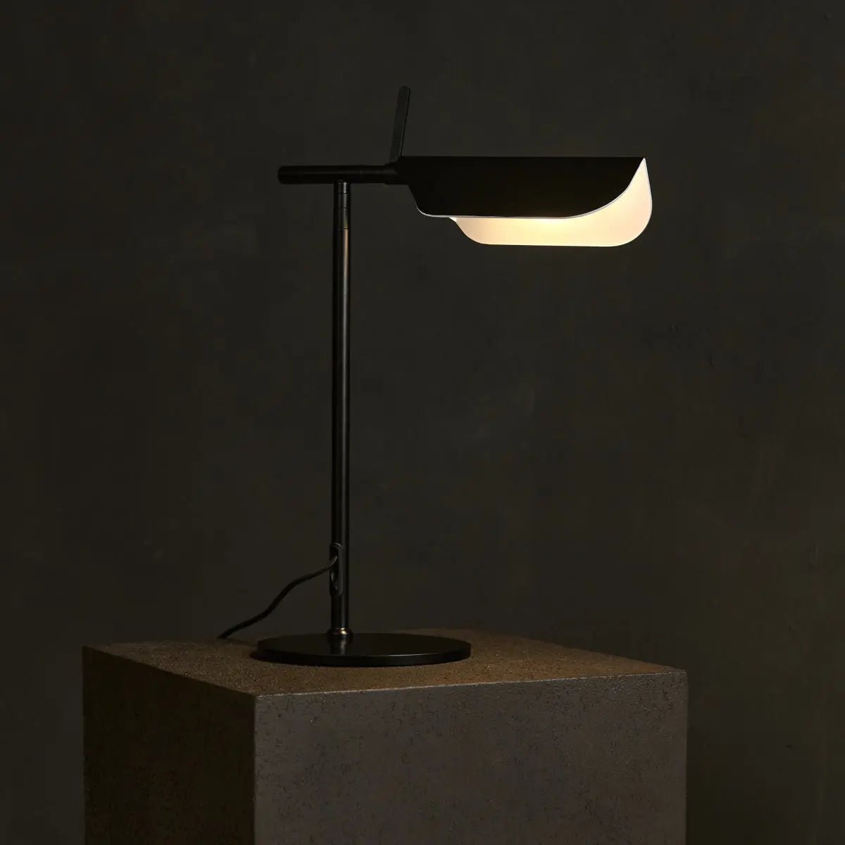 Marcello Black Metal Dresser Lamp
