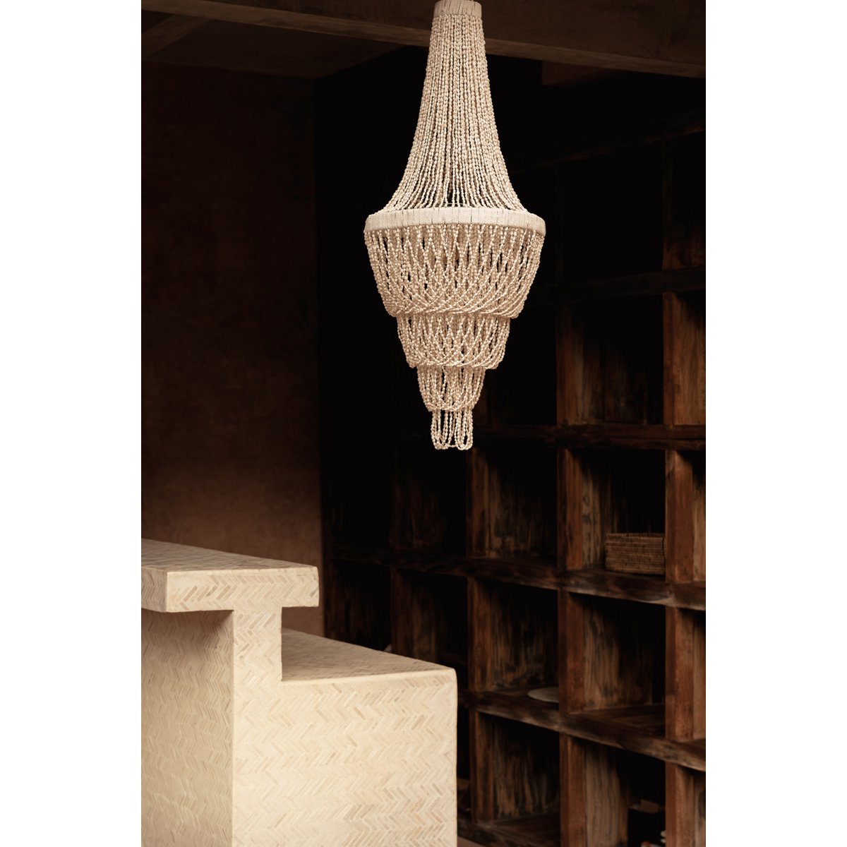 The Ocean Tower Shell Chandelier - Natural - L