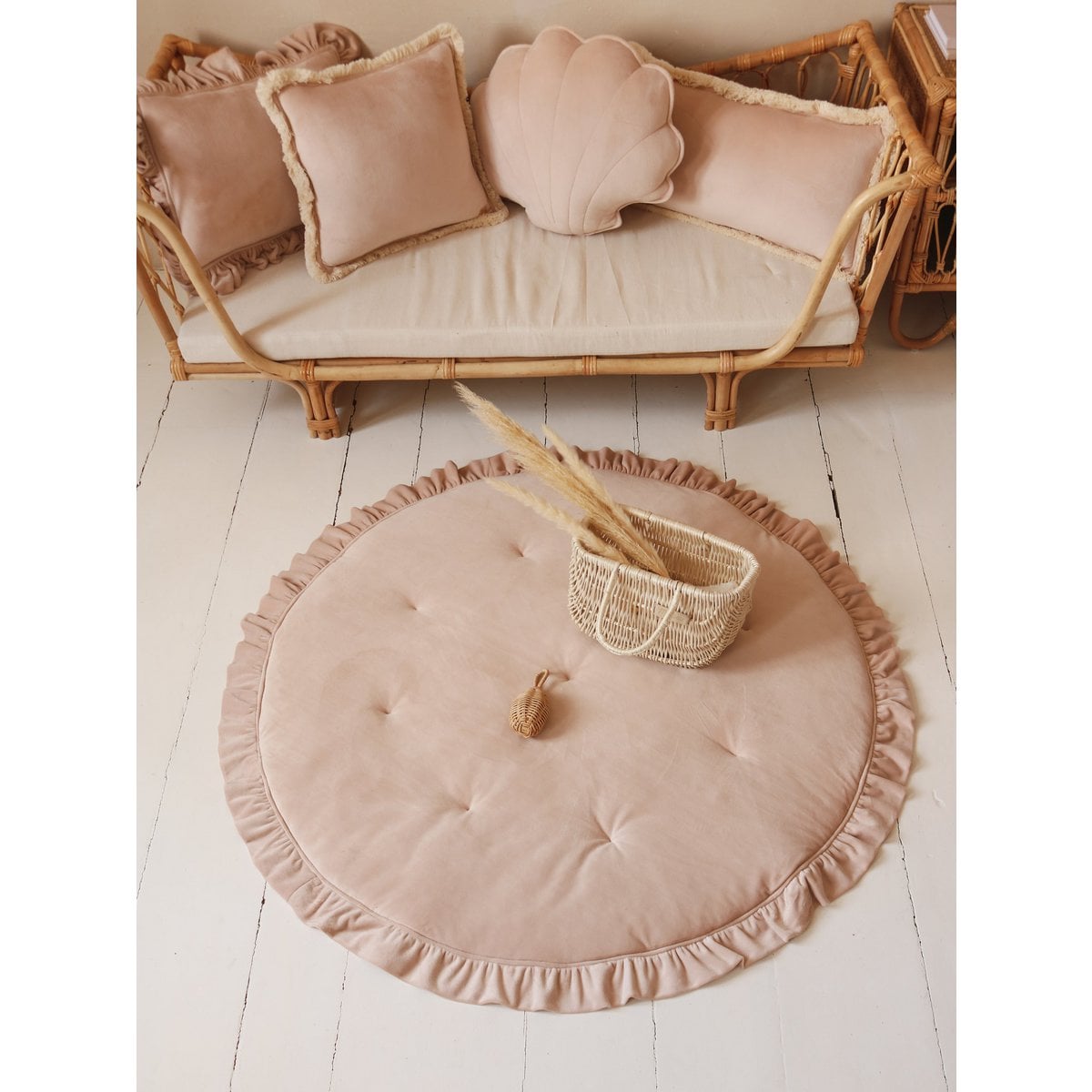 Soft Velvet Shell Cushion “Latte”