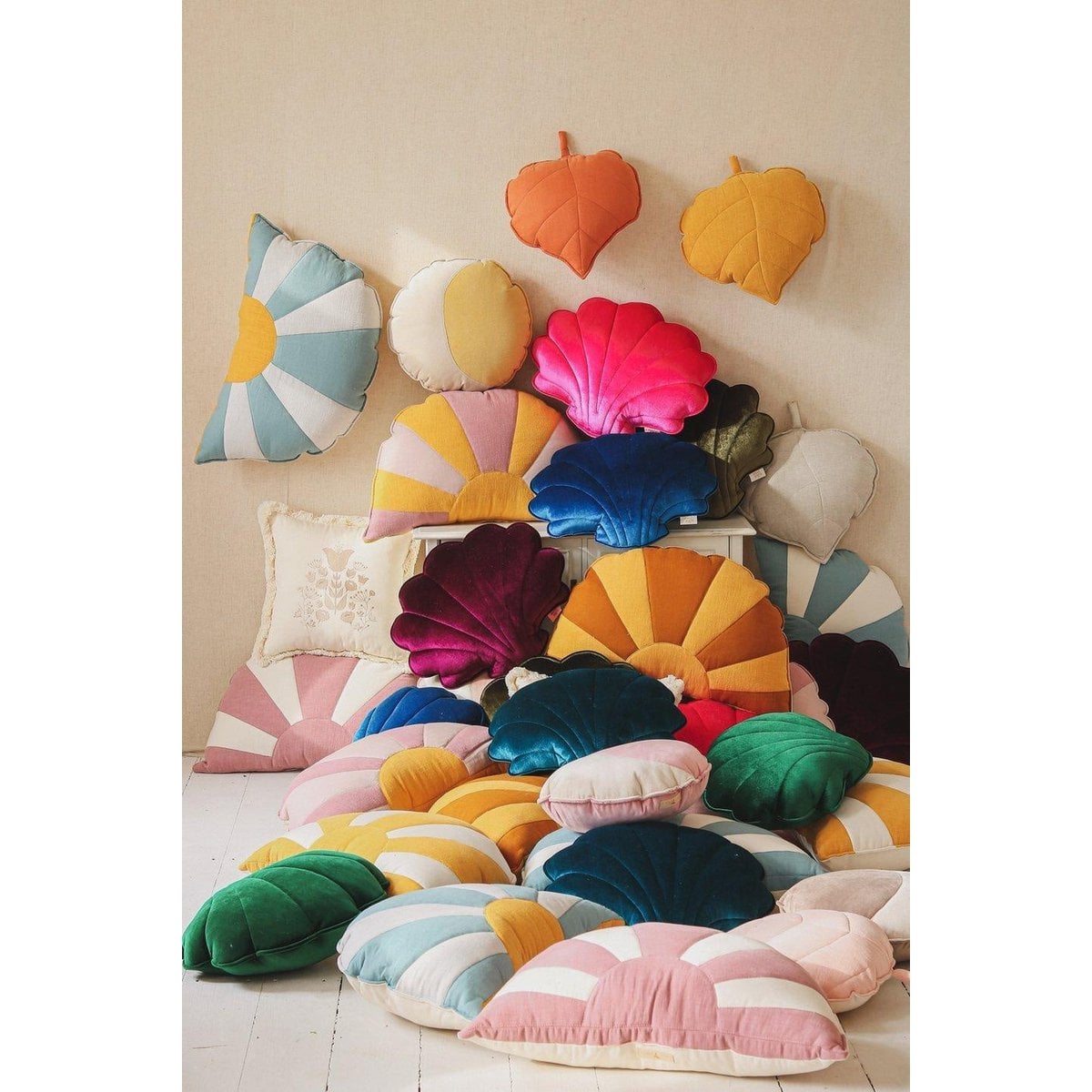 “Khaki Pearl” Velvet Shell Pillow