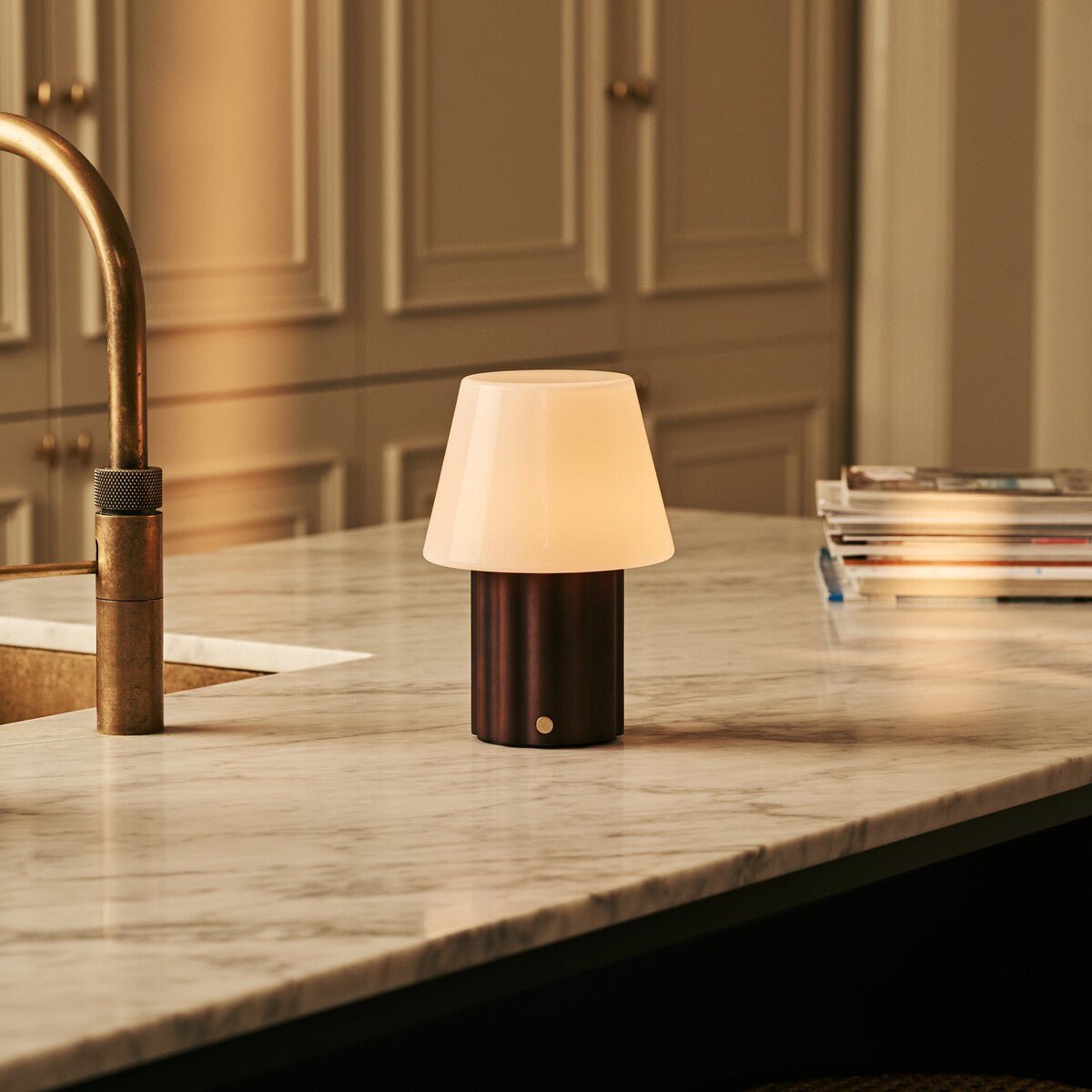 Javi Dark Brown Rechargeable Table Lamp