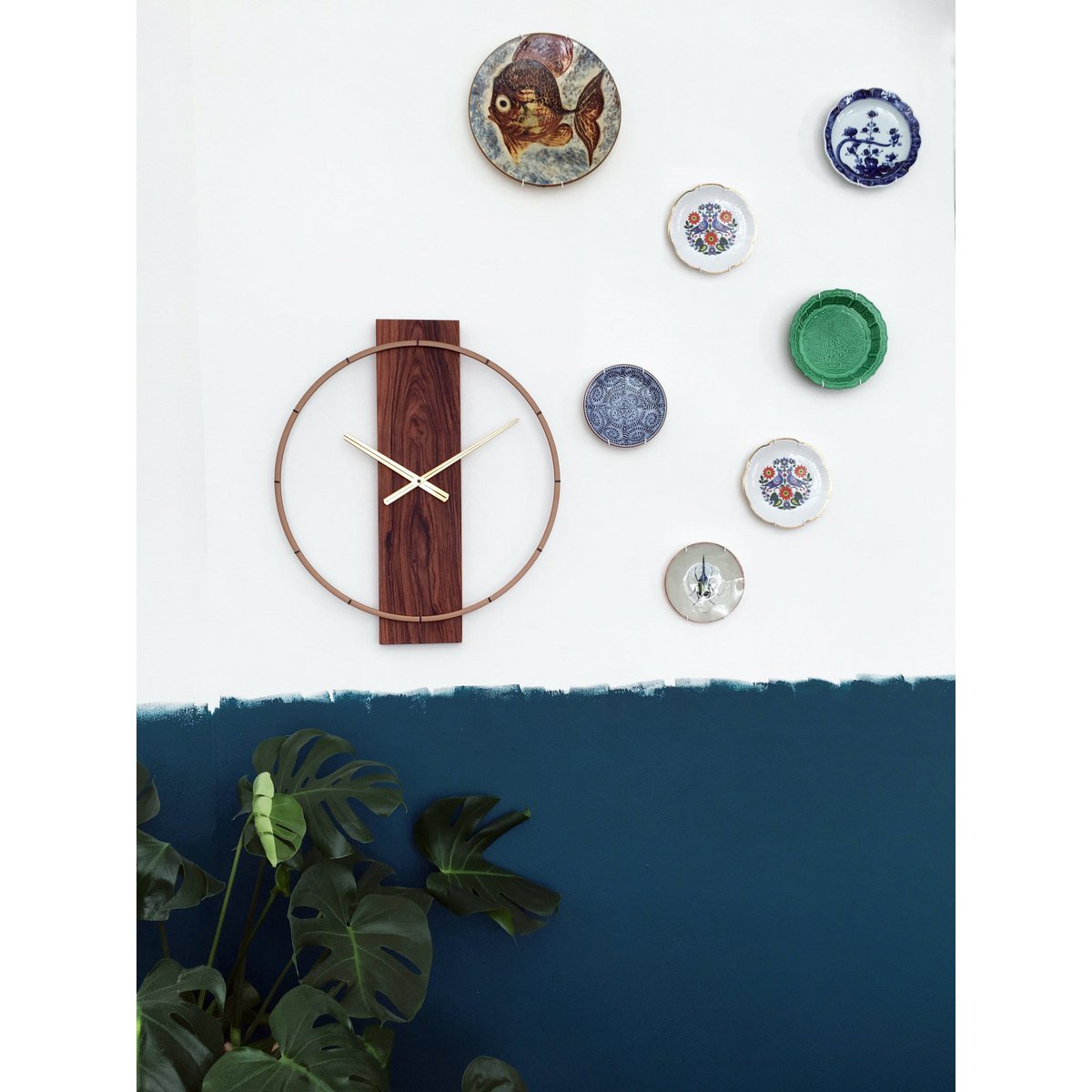 Wall clock - 50.8 x 58.2 x4.3 cm - Wood/Steel