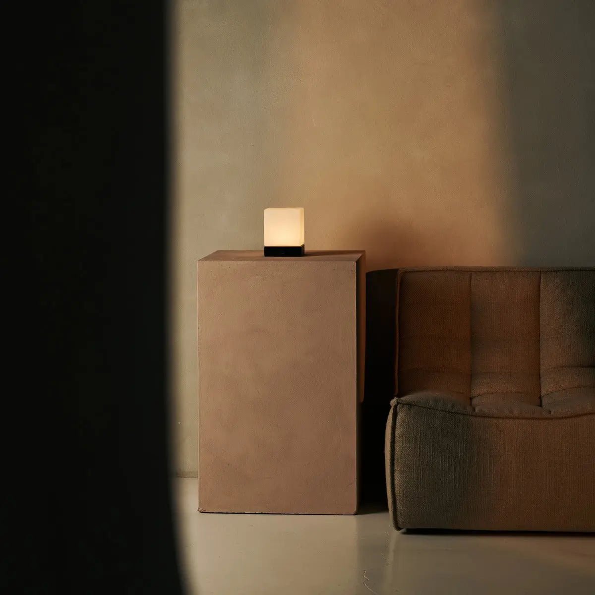 Yce Black Cordless Wooden Lamp