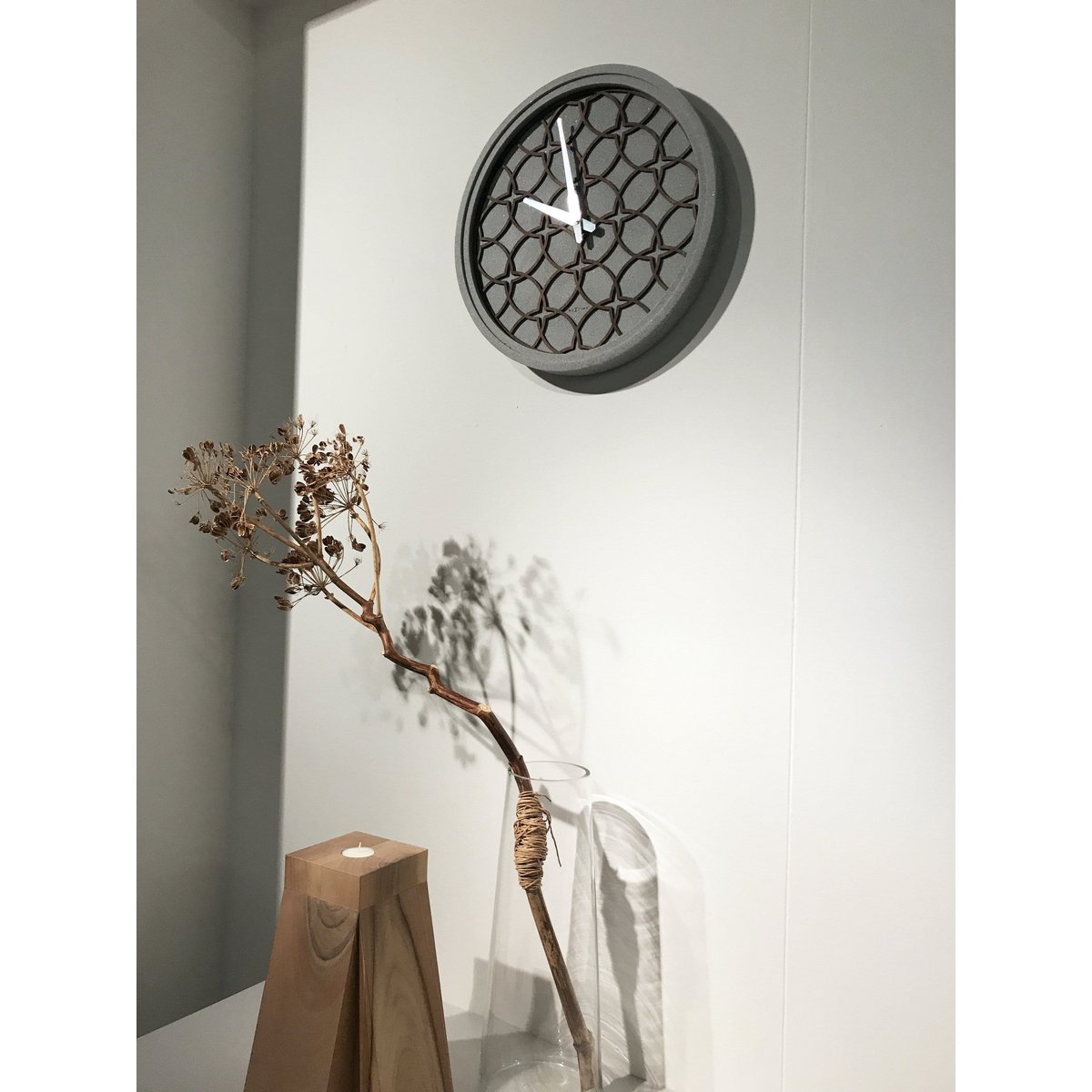 Wall Clock - 39.5 cm - Polyresin/Wood - 'Concreto love'