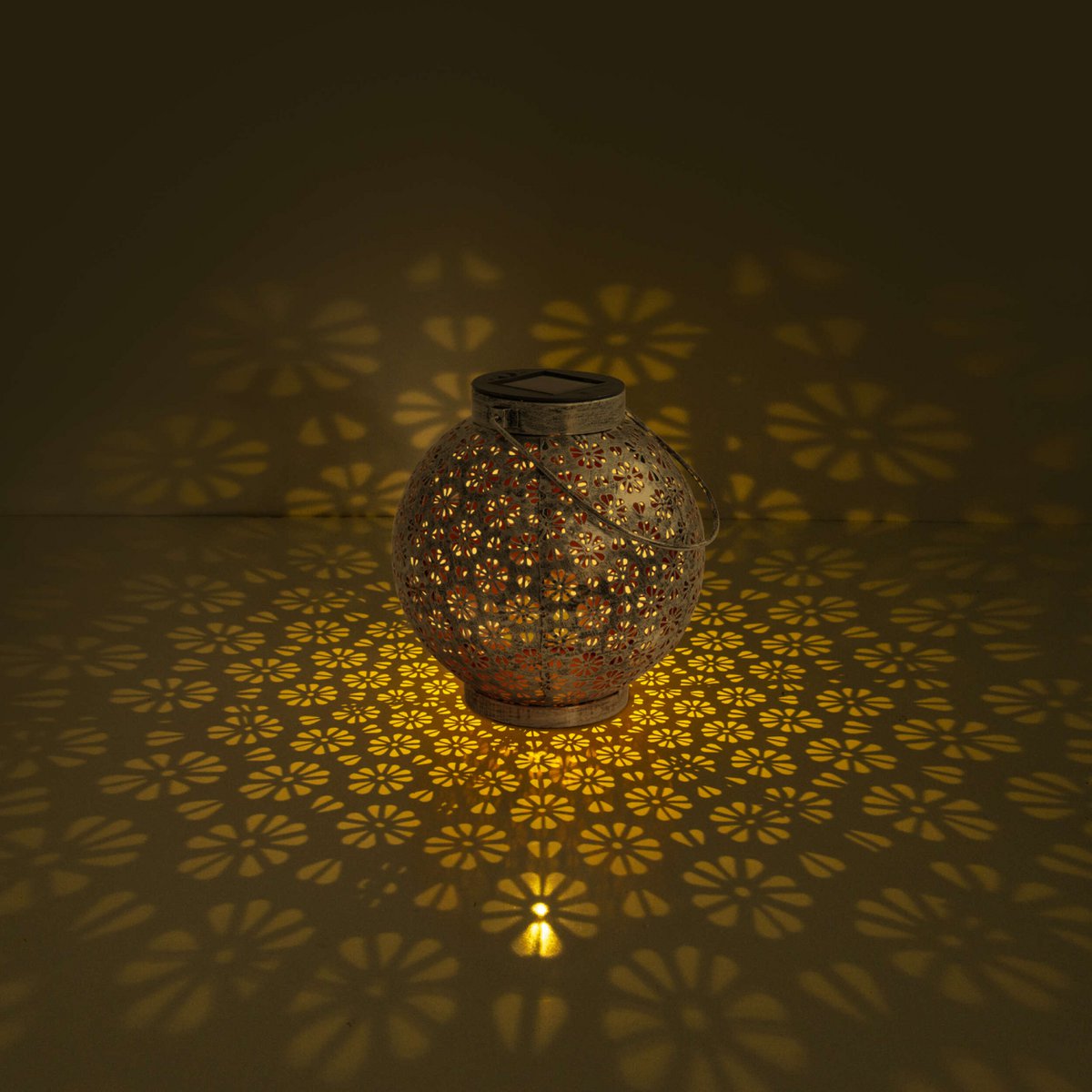 2 Set LED decoration solar light Ø 18 cm outside decoration made of metal in silver with integrated LEDs