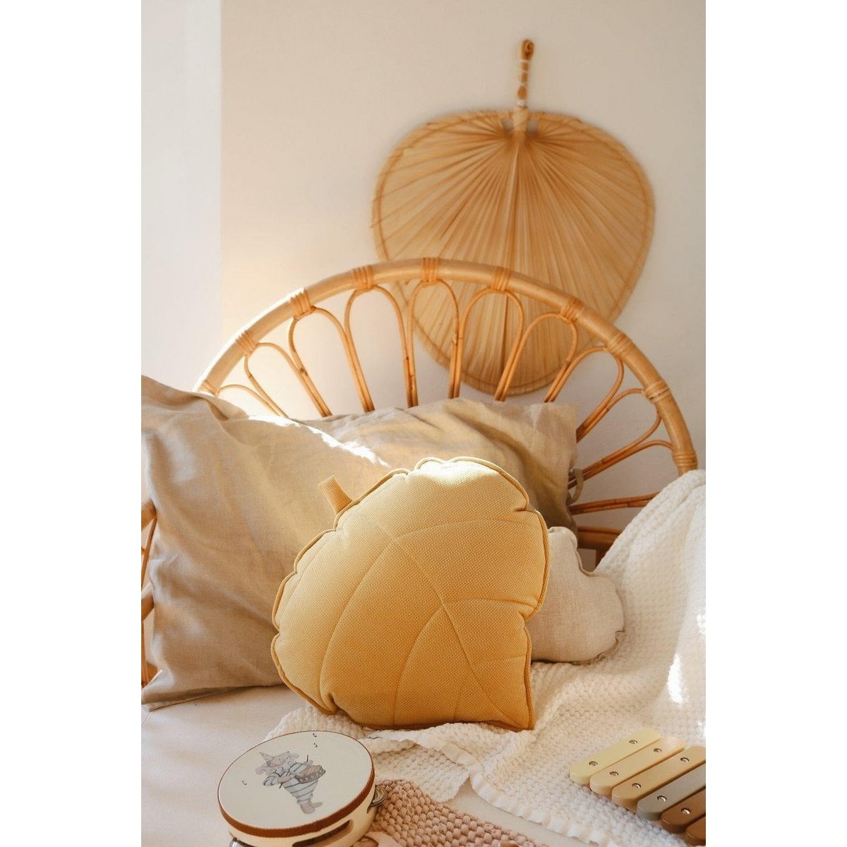 “Honey” Velvet Leaf Pillow