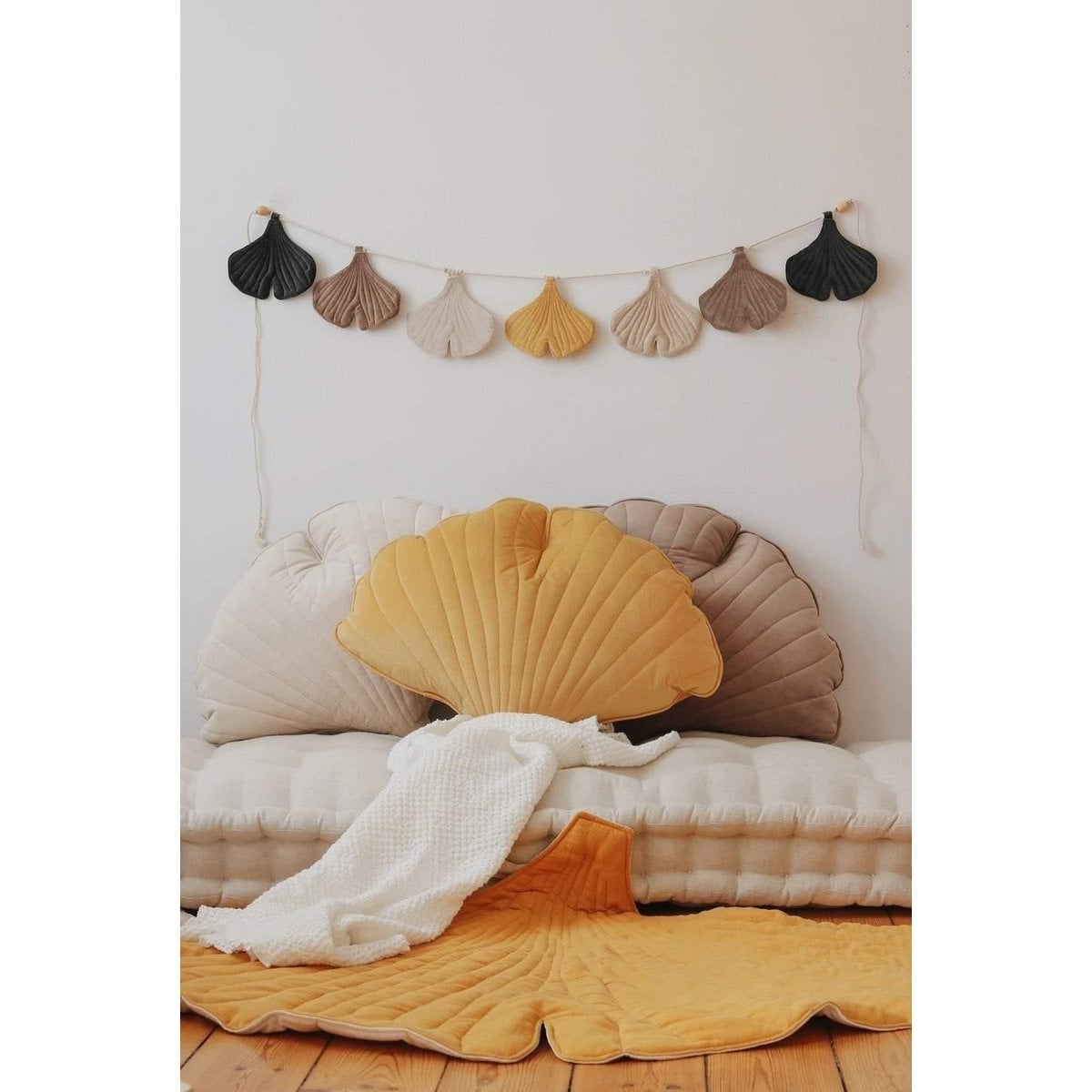 “Honey” Velvet Ginkgo Leaf Pillow