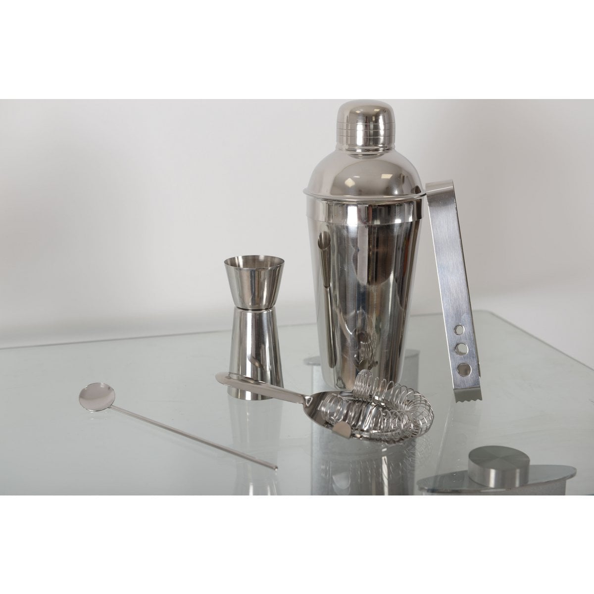 Cocktail shaker set 550ml 5 pieces silver color