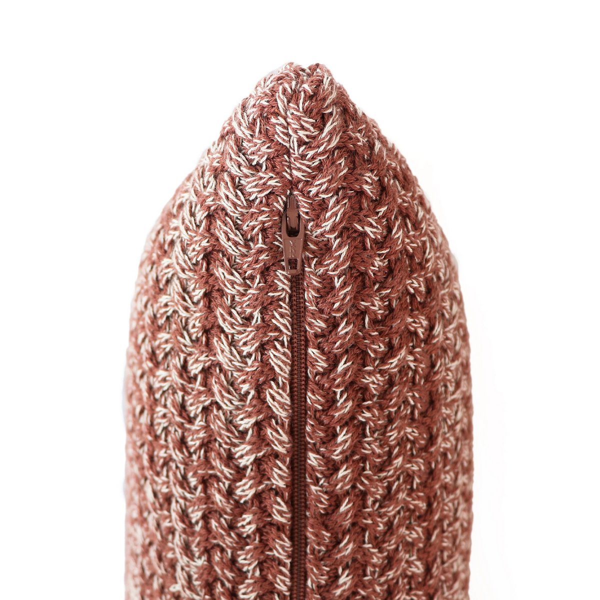 Brown – Cushion Cover / Kussenhoes – Chunky Knit Texture – 45×45 cm – Urbane Hide