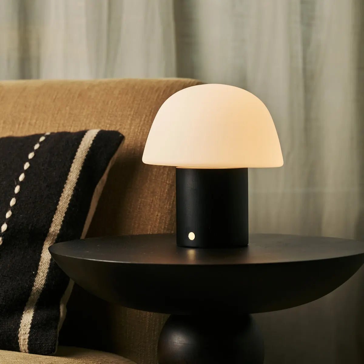 Yannick Black Cordless Table Lamp
