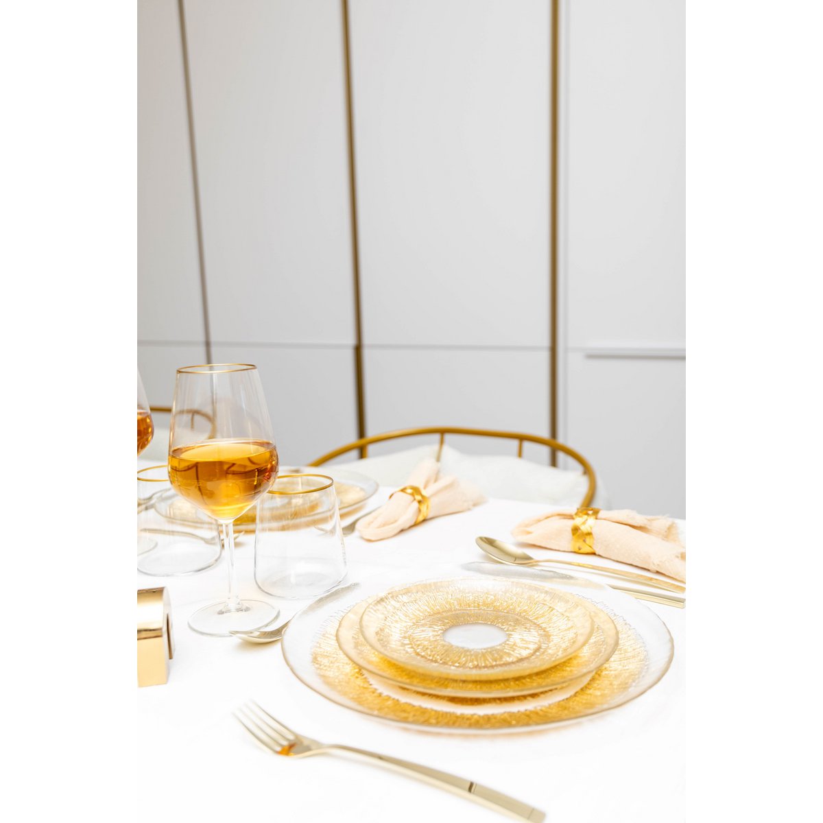 Golden flat plate in glass 28x28x2.5cm - Sun