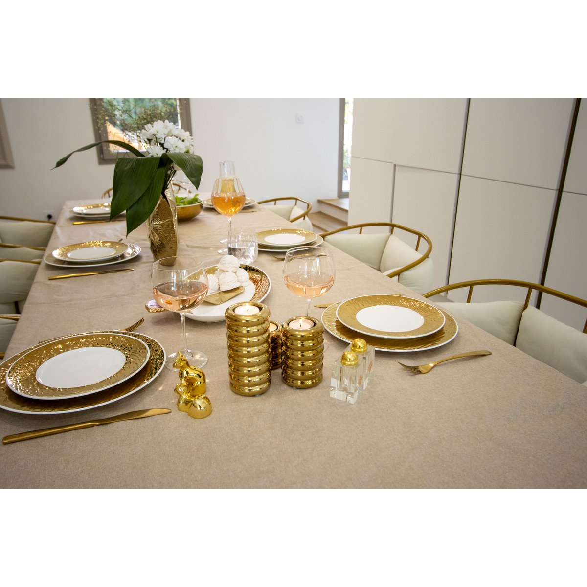 White and golden dessert plate 22cm