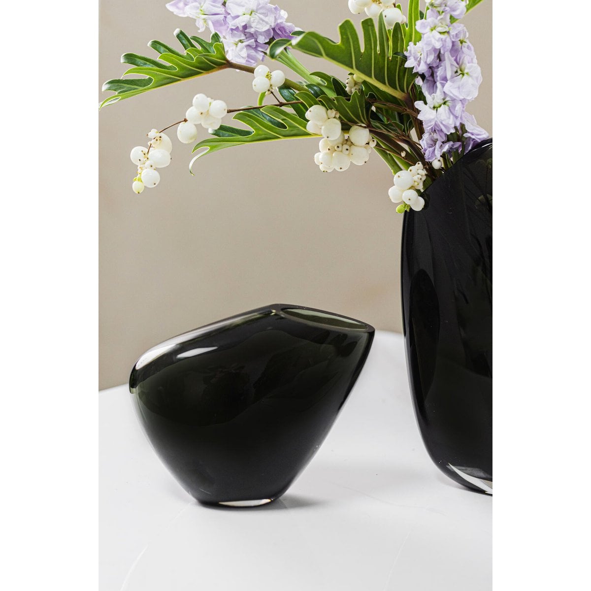 Innovative design vase, pebble-like organic shape, KOOKY21GR