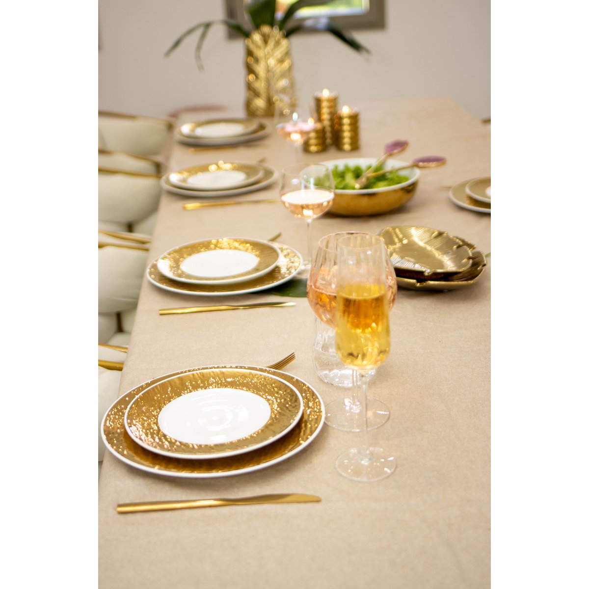 White and golden dessert plate 22cm