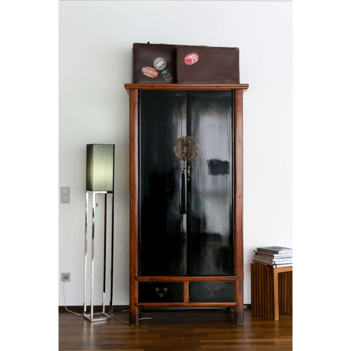 Standing lamp "Alfa", modern floor lamp made of metal and textile in chrome/dark gray, with E27 socket, 150.5 cm high, chic lamp for hallway, living room and office