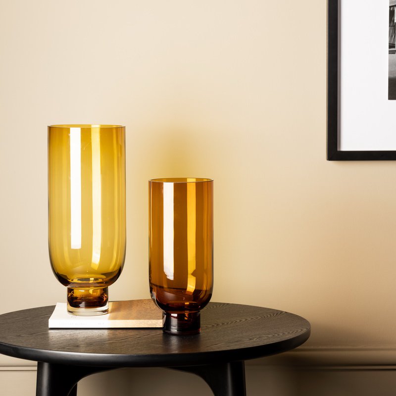 Sober modern glass vase, cylindrical shape on a solid base, warm dark orange, OMAHA14AM