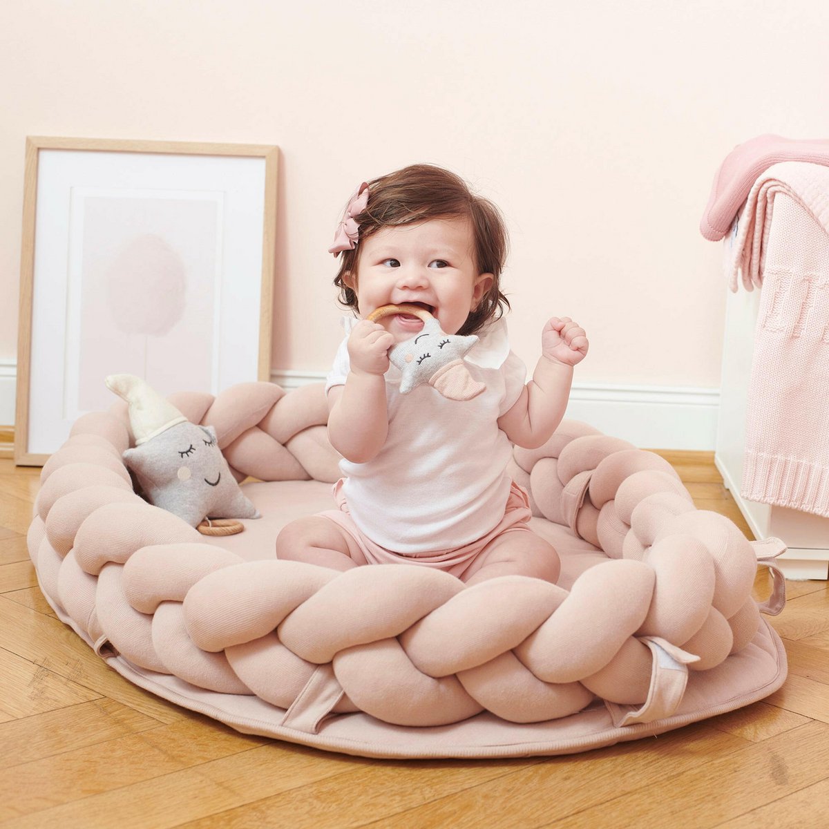 Pink braided cot bumper