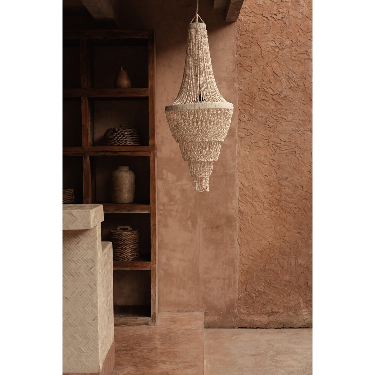 The Ocean Tower Shell Chandelier - Natural - L