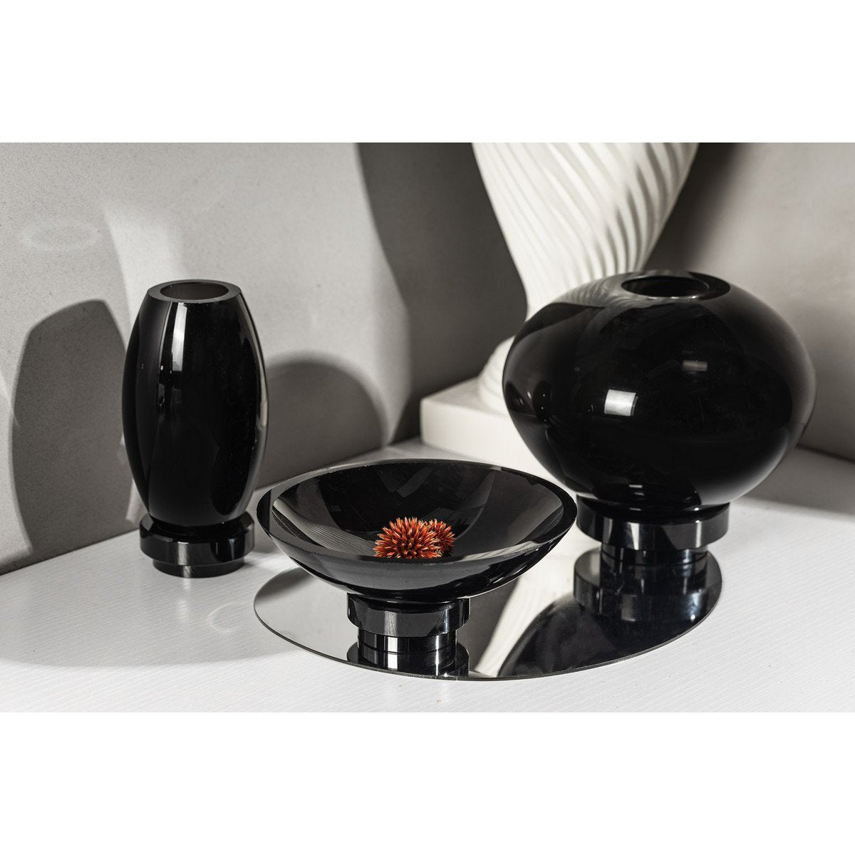 Vase ball shape innovative design, black glass, RUD00_Luxury Edition