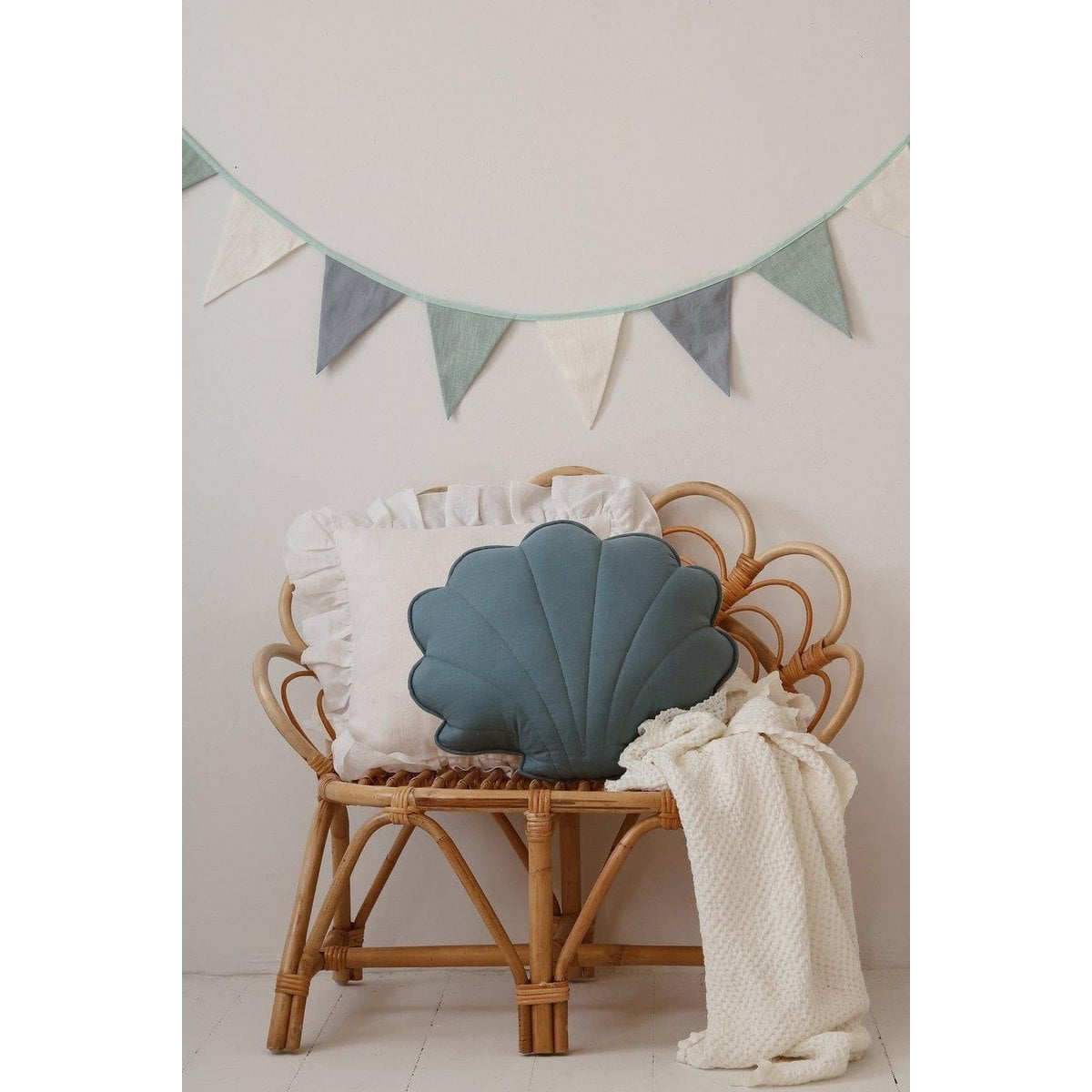 “Eye of the Sea” Linen Shell Pillow