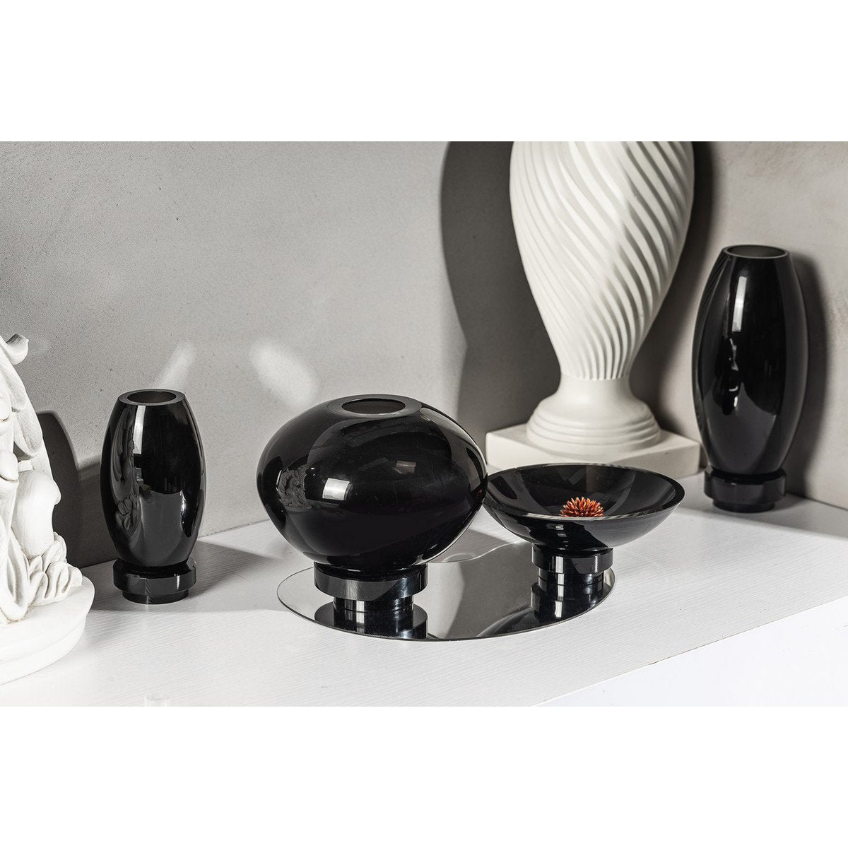 Vase ball shape innovative design, black glass, RUD00_Luxury Edition