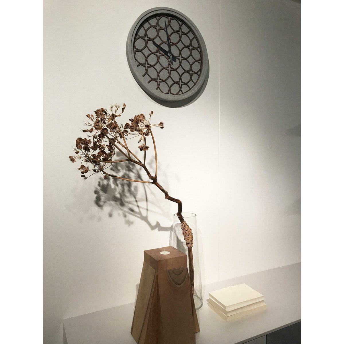Wall Clock - 39.5 cm - Polyresin/Wood - 'Concreto love'
