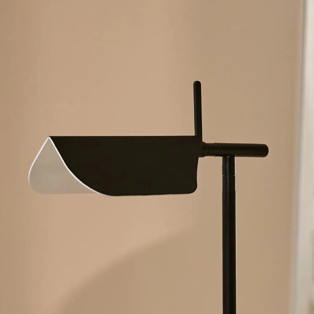 Marcello Black Metal Dresser Lamp