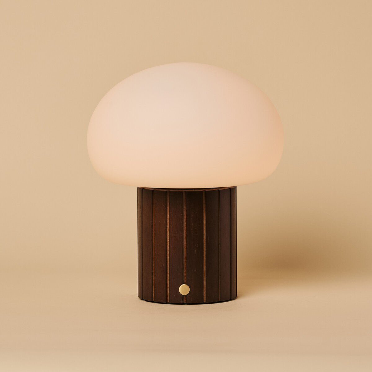 Pieter mörkbrun uppladdningsbar bordslampa