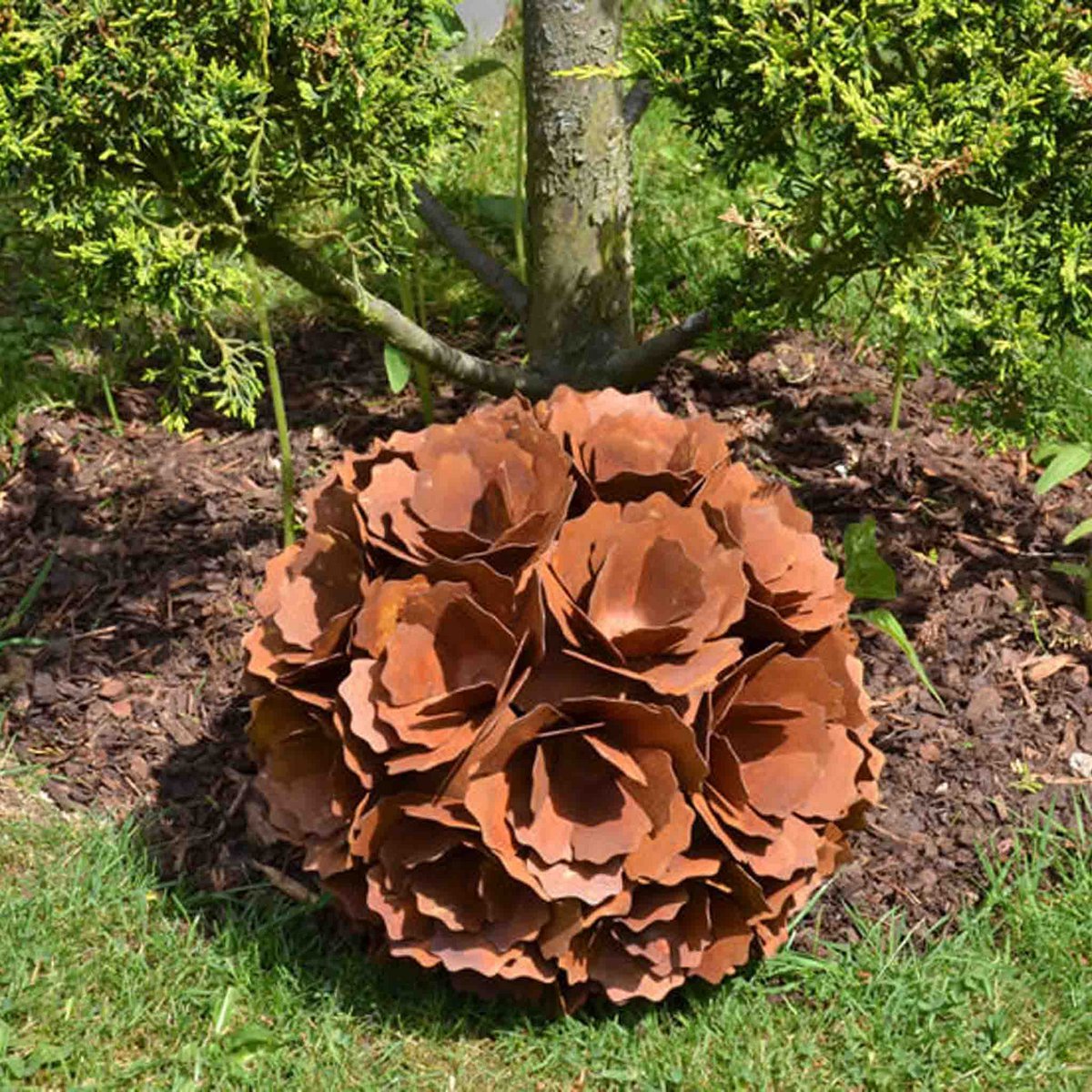Decorative ball with flowers 3D | Garden design with a twist