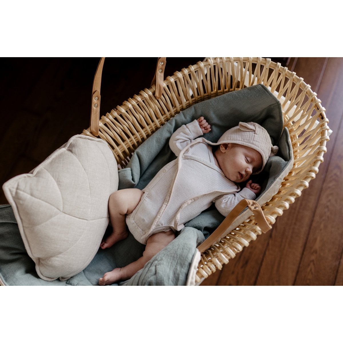 “Sand” Linen Leaf Pillow
