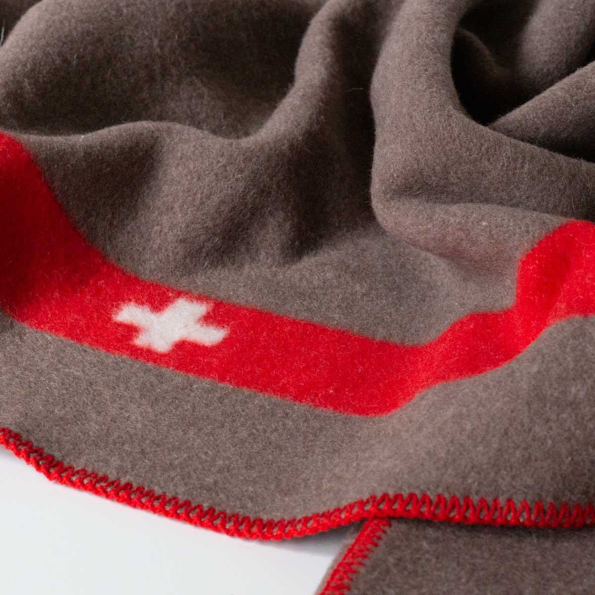 Merino Blanket SWISS ARMY - brown
